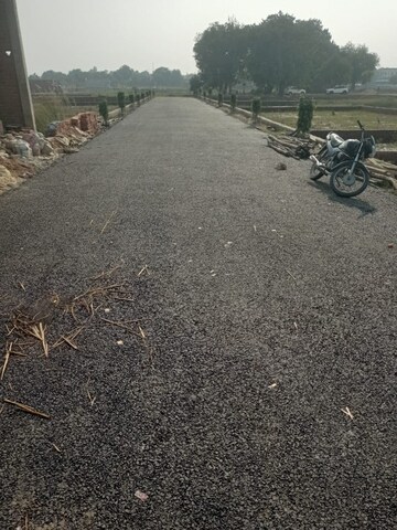  Plot – Exterior View View at Gosainganj - for Sale