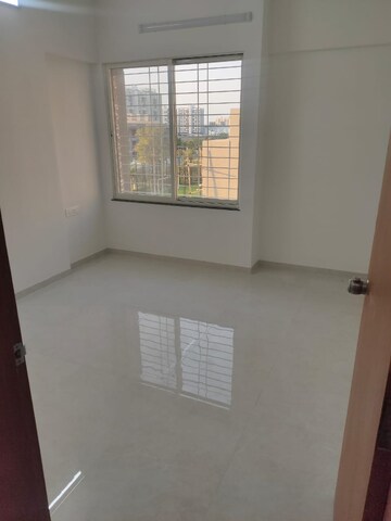 Room in 2 BHK Apartment at Dynamic Grandeur, Undri – for Sale