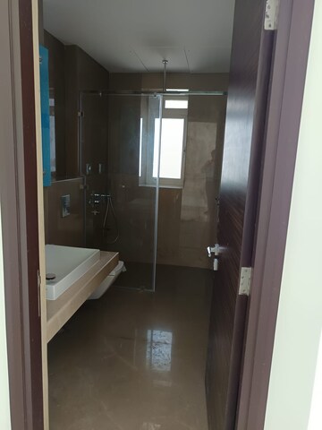 Attached Bathroom in 3 BHK Apartment at Raheja Imperia, Worli – for Sale
