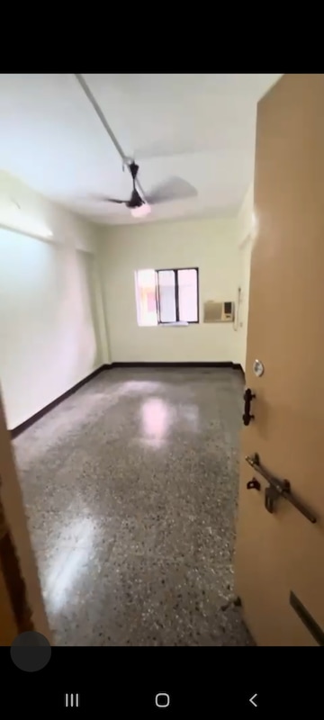Living Room in 2 BHK Apartment at Rudra Apartment Dombivali, Dombivli East – for Rent