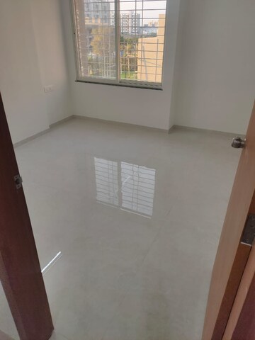 Room in 2 BHK Apartment at Dynamic Grandeur, Undri – for Sale