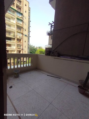 Balcony in 3 BHK Apartment at Dwarka Mor – for Rent