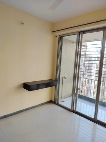 Room in 2 BHK Apartment at Sadguru Complex I, Goregaon East – for Rent