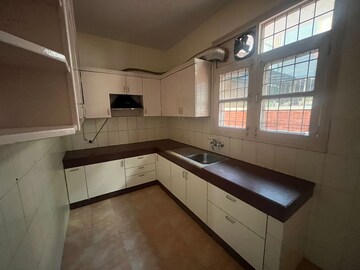 Kitchen in 3 BHK Villa at Sector 49 – for Rent