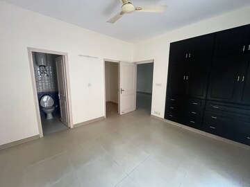 Room in 3 BHK Villa at Sector 49 – for Rent