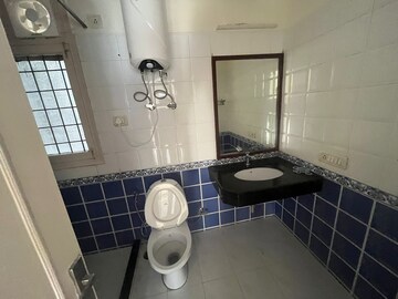Attached Bathroom in 3 BHK Villa at Sector 49 – for Rent