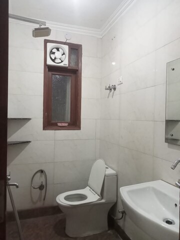 Master Bedroom in 1 BHK Builder Floor at Saket – for Rent