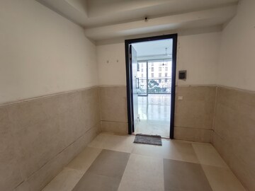 Building Lobby in 3.5 BHK Apartment at Hiranandani Estate Rodas Enclave, Ghodbunder Road – for Sale