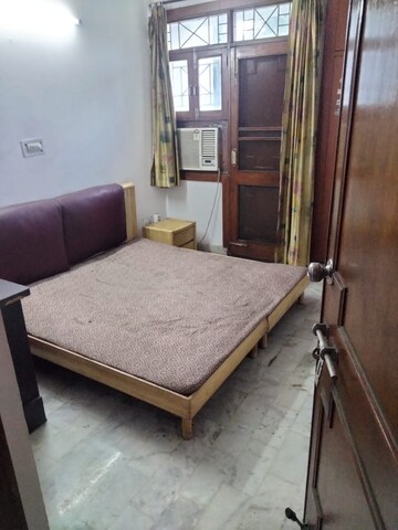Bedroom in 3 BHK Apartment at Sector 7 Dwarka – for Rent