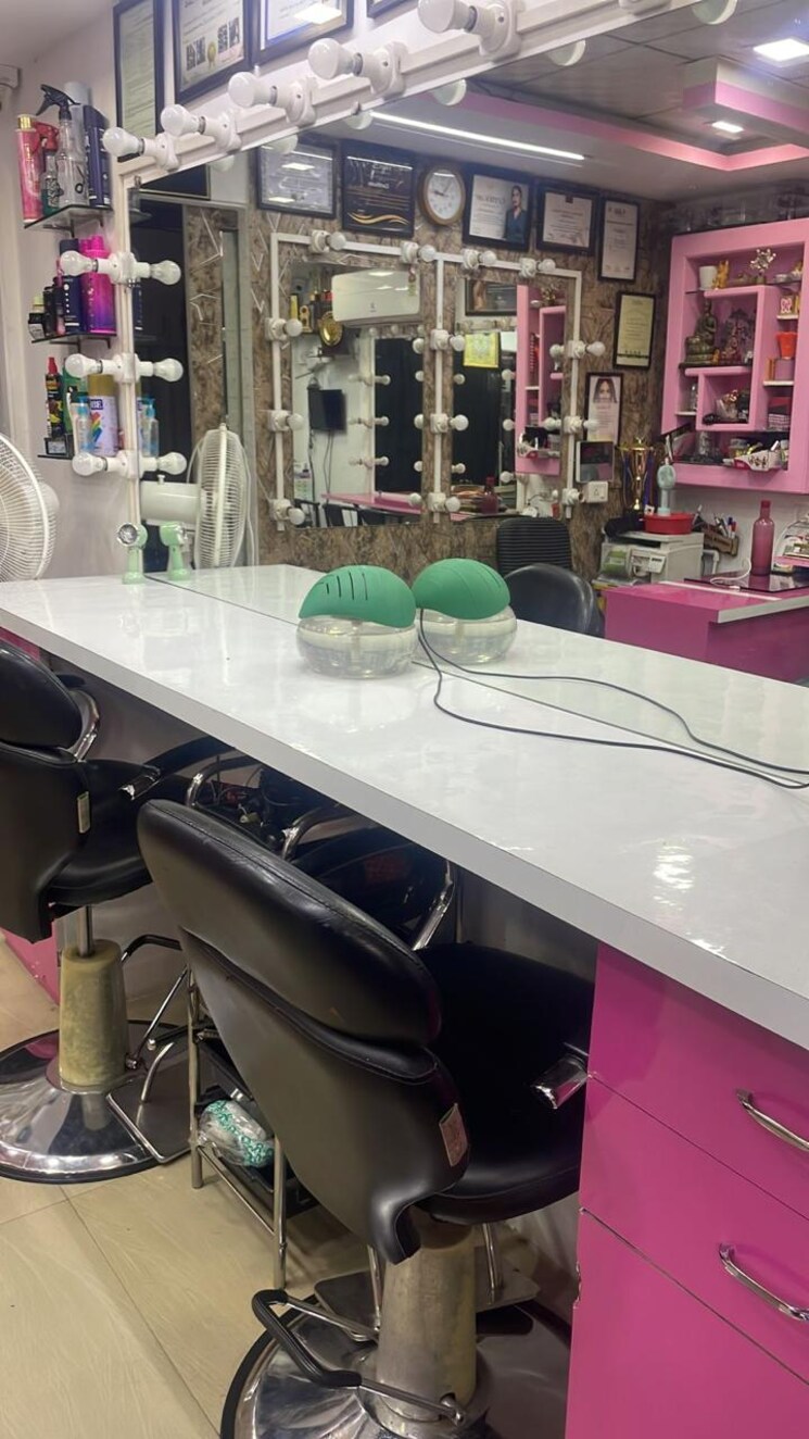 Team Area, shitole-empire Commercial Shop 230 Sq.Ft. In New Sanghavi Pune 7957611