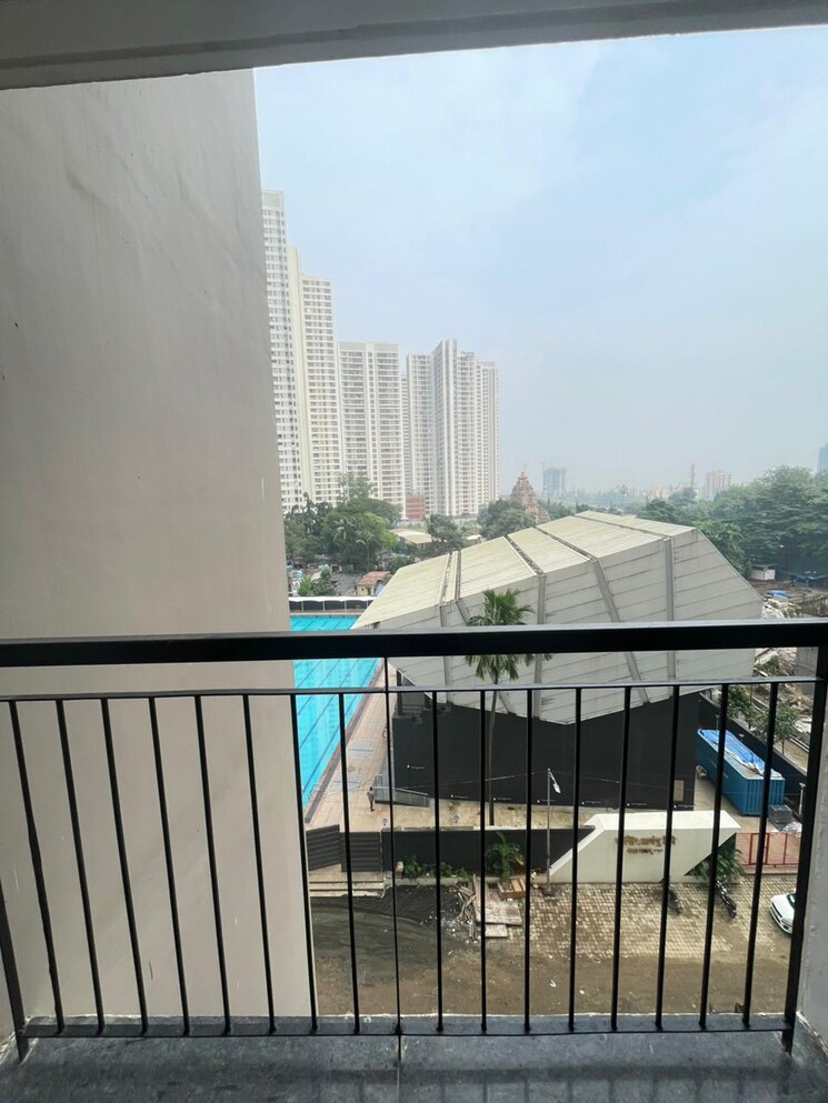 Balcony, runwal-eirene 1 Bedroom 423 Sq.Ft. Apartment In Balkum Pada Thane 7957734