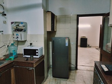 Living Room in 4 BHK Builder Floor at DLF Atria, Dlf Phase ii – for Rent