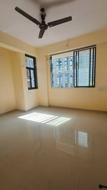 Room in 2.5 BHK Apartment at Parsik – for Sale