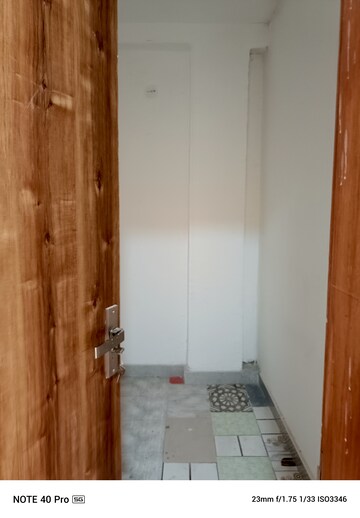 Bathroom in 4 BHK Builder Floor at Ardee City, Sector 52 – for Rent