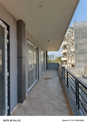 Balcony in 4 BHK Builder Floor at Ardee City, Sector 52 – for Rent