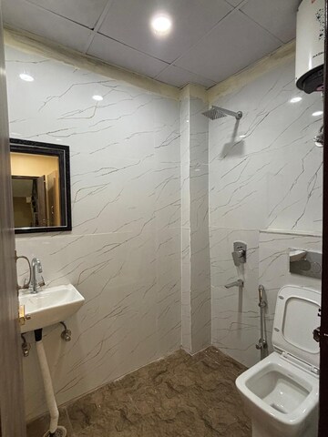 Bathroom in 1 RK Builder Floor at Ansal Sushant Lok I, Sector 43 – for Rent