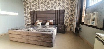 Bedroom in 3 BHK Apartment at Vip Road – for Rent