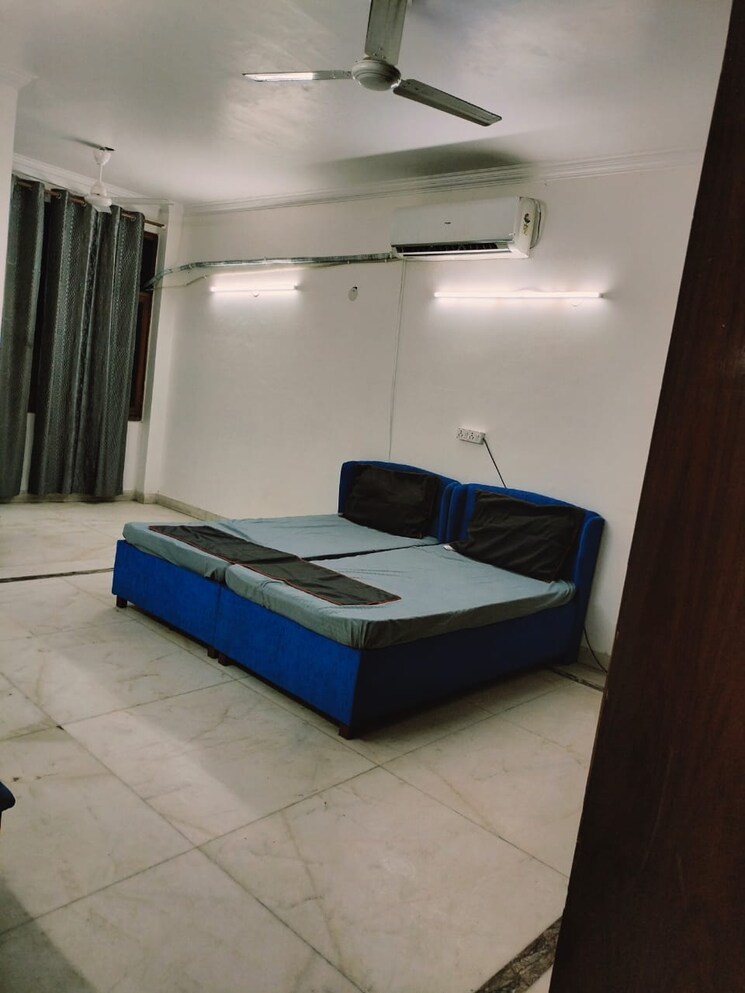 Bedroom, ardee-city 3 Bedroom 300 Sq.Ft. Builder Floor In Sector 52 Gurgaon 7958076