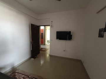 Room in 2 BHK Apartment at Pyramid Urban Homes, Sector 70a – for Rent
