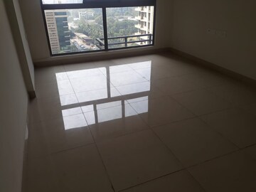 Room in 1 BHK Apartment at Vighnaharta Infinity, Vikhroli East – for Rent