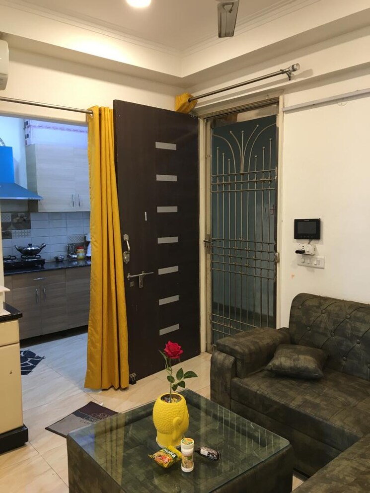 Living Room, gaur-city-2-14th-avenue 2 Bedroom 1040 Sq.Ft. Apartment In Sector 16c Greater Noida Greater Noida 7953075