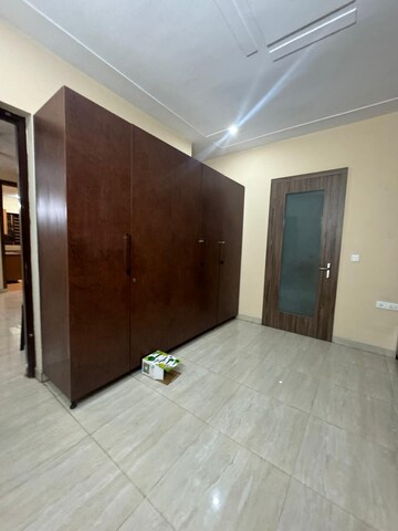Room in 3 BHK Apartment at Sector 3 – for Sale