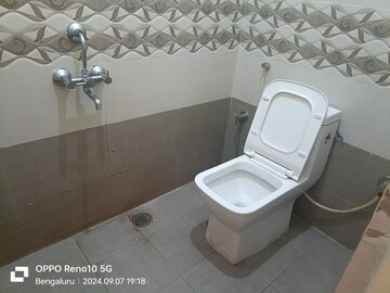 Bathroom in 2 BHK Builder Floor at Sri Nilaya HSR Layout, Hsr Layout – for Rent