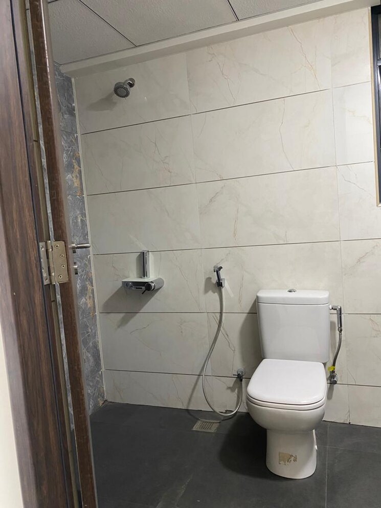 Bathroom, kumar-princetown 2 Bedroom 812 Sq.Ft. Apartment In Undri Pune 7958496