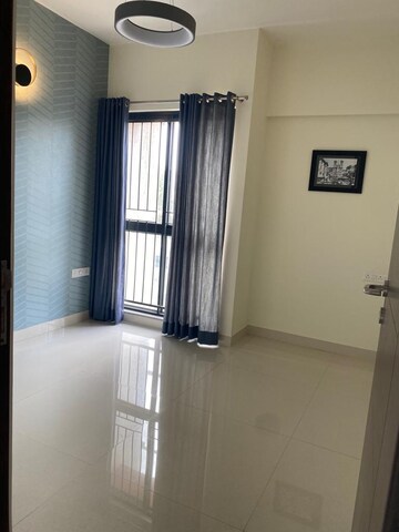 Room in 2 BHK Apartment at Kumar Princetown, Undri – for Sale