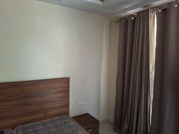 Bedroom in 1 RK Apartment at Sector 38 – for Rent