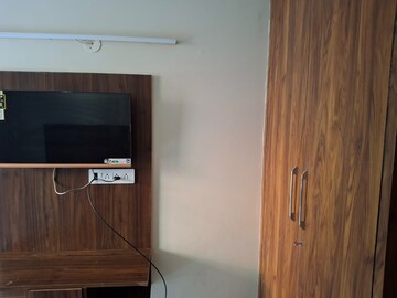 Furnished Amenities in 1 RK Apartment at Sector 38 – for Rent