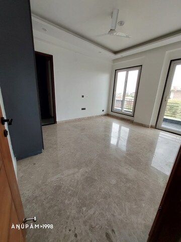 3 BHK Builder Floor For Sale in Paschim Vihar