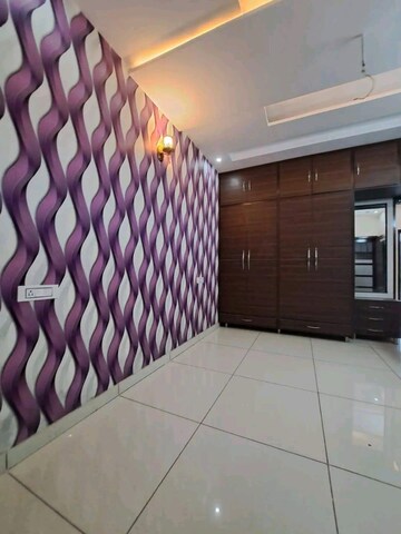 Room in 2 BHK Apartment at DSR Elina, Gunjur – for Rent