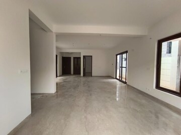 Room in 4 BHK Villa at Adarsh Palm Acres, Huttanahalli – for Sale