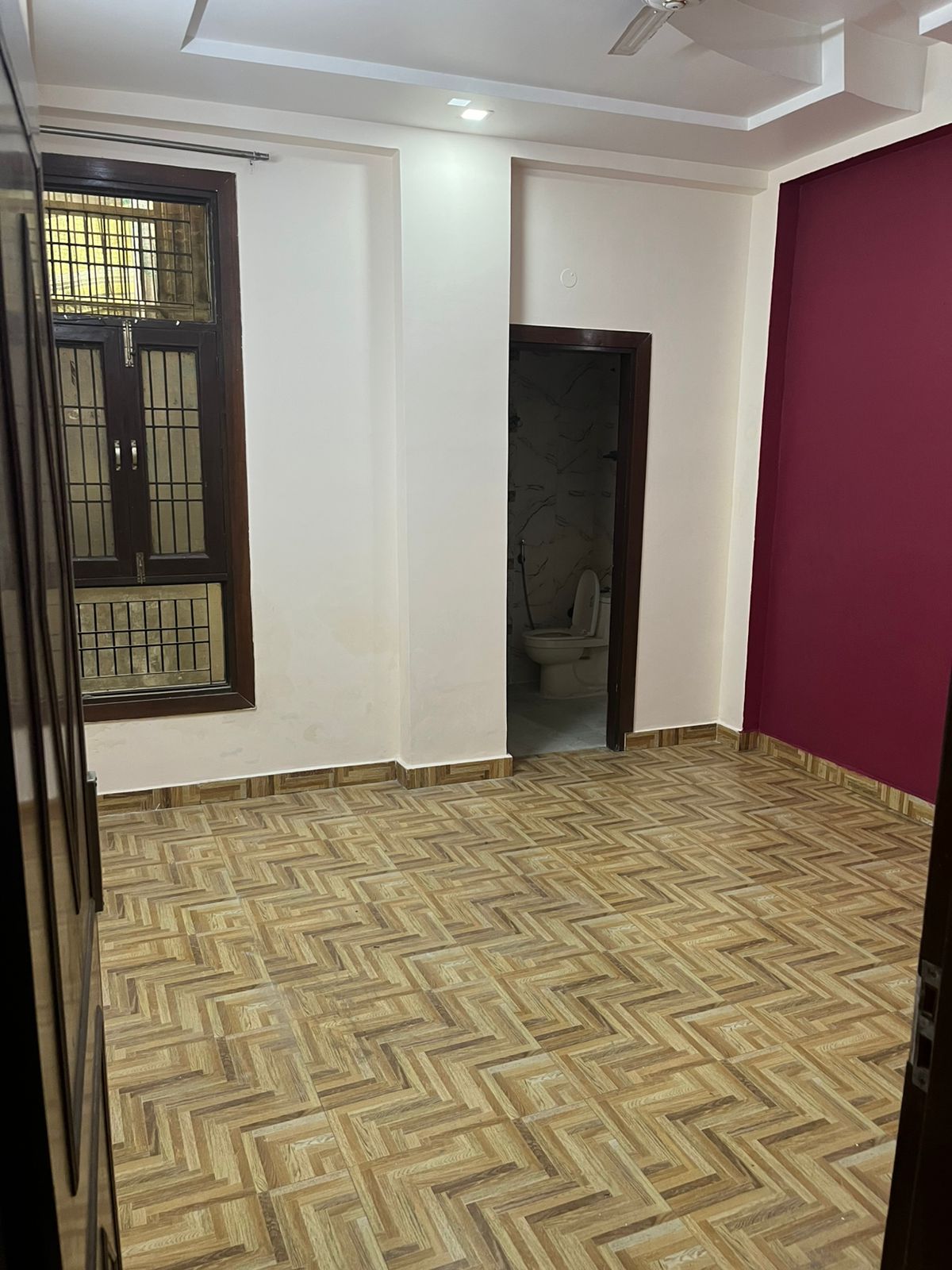 3 BHK + Servant Room Apartment For Sale in DLF Park Place