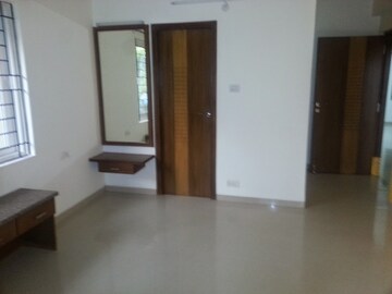 Room in 4 BHK Apartment at Sattva Lakeridge, Narsingi – for Sale