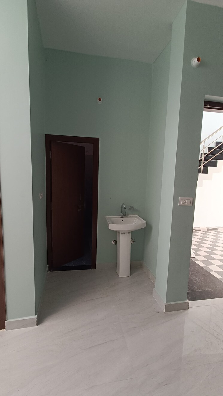 Room, faizabad road 3 Bedroom 1600 Sq.Ft. Independent House In Faizabad Road Lucknow 7958792