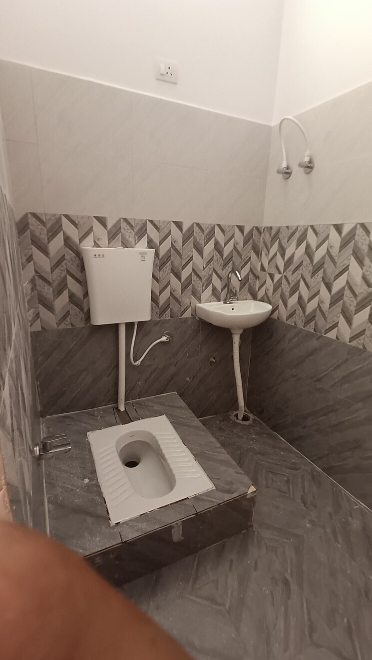 Bathroom, faizabad road 3 Bedroom 1600 Sq.Ft. Independent House In Faizabad Road Lucknow 7958792