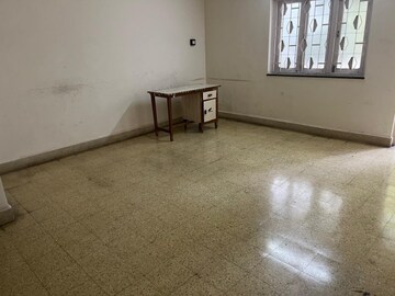 Living Room in 2.5 BHK Apartment at Model Colony – for Rent