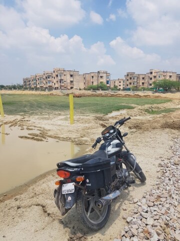  Plot – Exterior View View at Sultanpur Road - for Sale