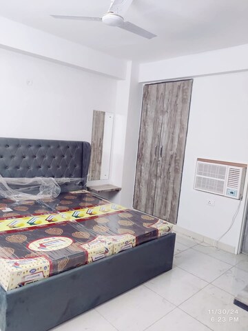 Bedroom in 2 BHK Builder Floor at Sector 40 – for Rent