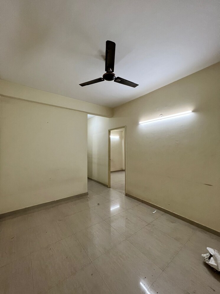 Room, pyramid-urban-homes 2 Bedroom 601 Sq.Ft. Apartment In Sector 70a Gurgaon 7958914