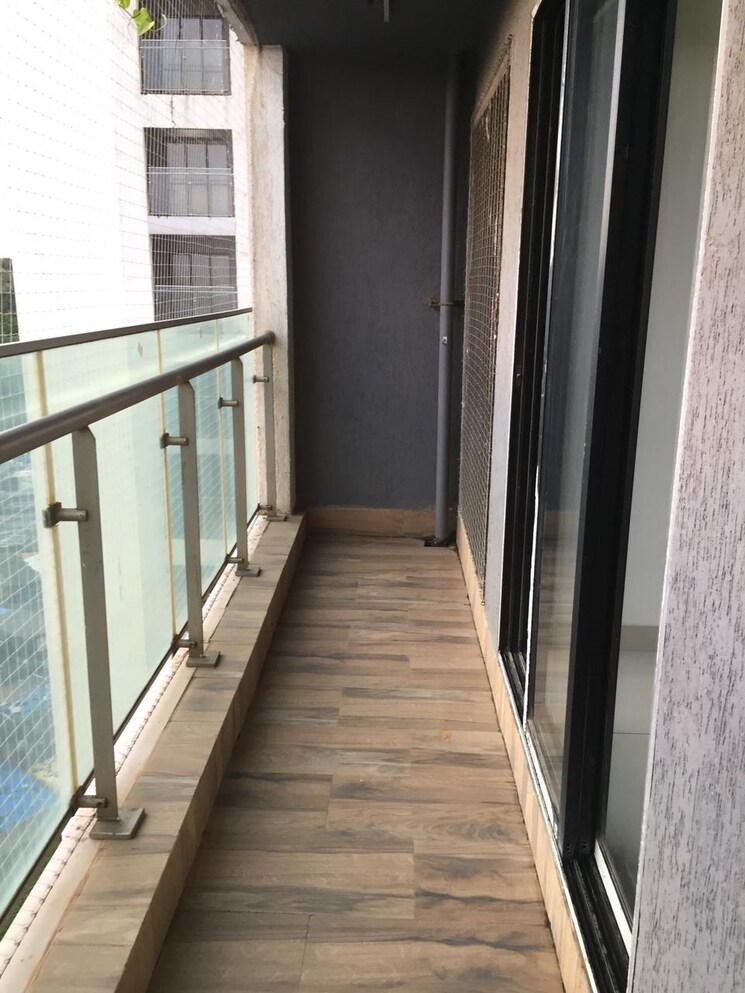 Balcony, hubtown-hillcrest 3 Bedroom 1500 Sq.Ft. Apartment In Andheri East Mumbai 7958903