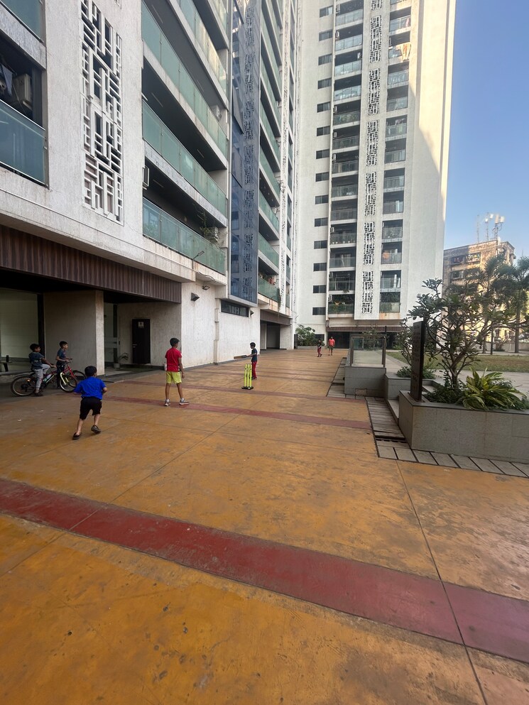 Exterior View, hubtown-hillcrest 3 Bedroom 1500 Sq.Ft. Apartment In Andheri East Mumbai 7958903