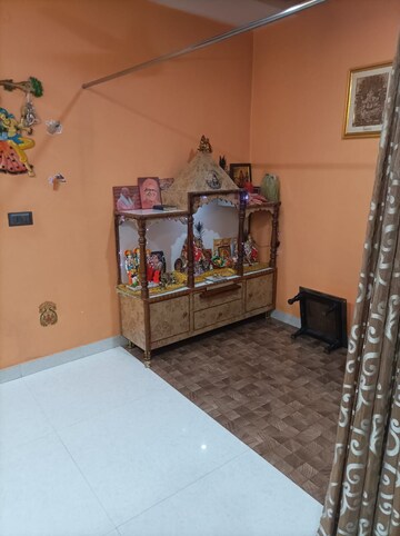 Bedroom in 3 BHK Builder Floor at Ashoka Enclave 3, Sector 35 – for Rent