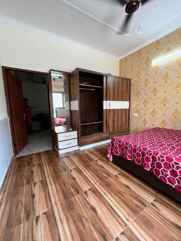 Bedroom in 2 BHK Builder Floor at Shivalik City, Mohali Sector 127 – for Rent