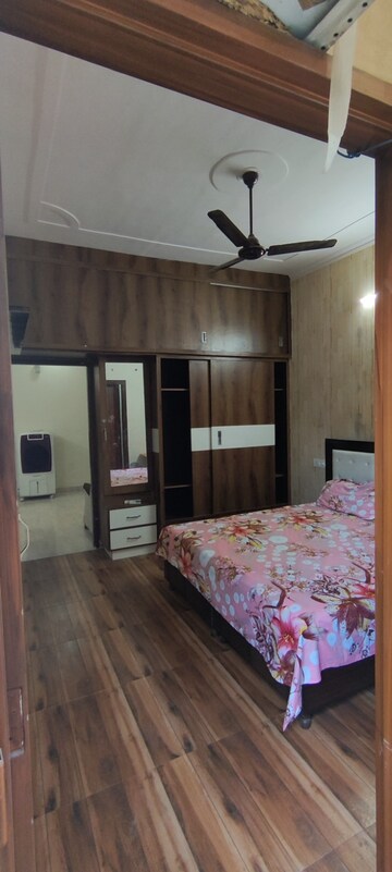 Bedroom in 2 BHK Builder Floor at Shivalik City, Mohali Sector 127 – for Rent
