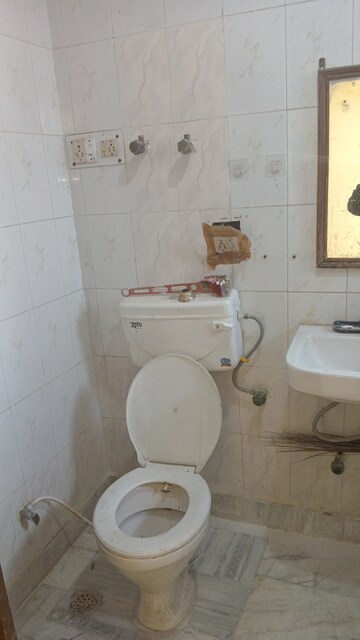 Bathroom in 3 BHK Apartment at Prangan Apartments, Sector 62 – for Rent