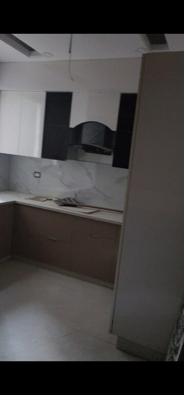 Bathroom in 3 BHK Builder Floor at Fidato Honour Homes, Sector 89 – for Sale