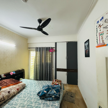 Room in 2 BHK Apartment at Migsun Wynn Boulevard, Eta Ii Greater Noida – for Sale